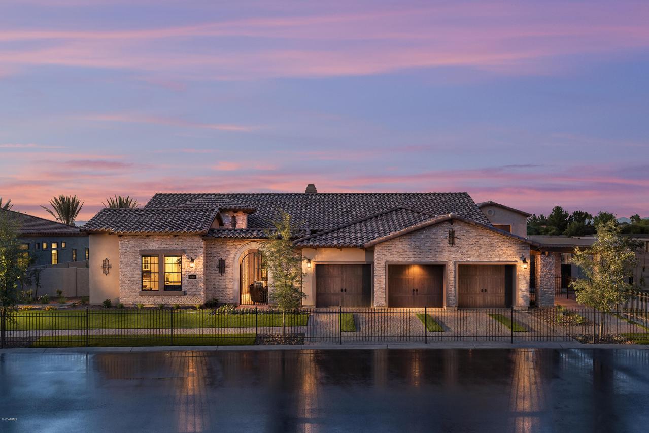 3231 E Knoll Cir., Mesa, AZ 85213