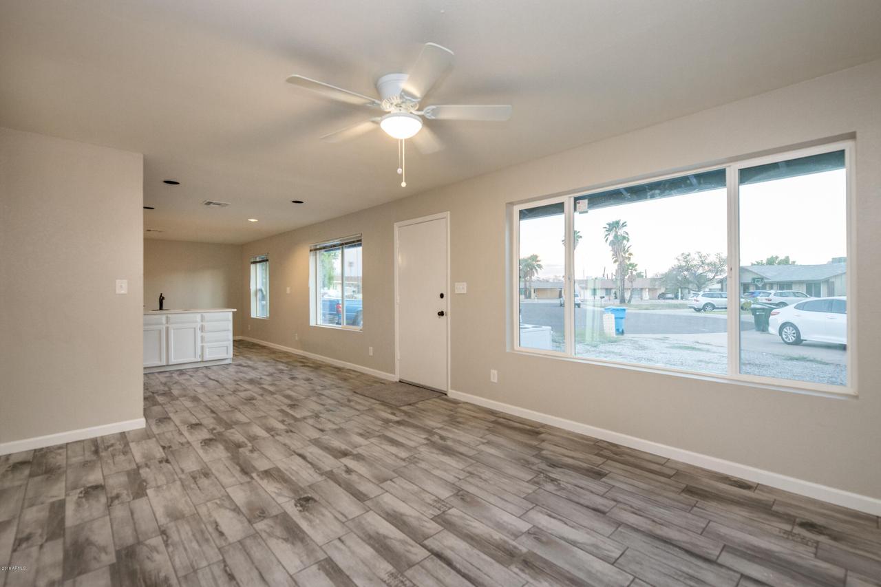 20057 N 15th Dr., Phoenix, AZ 85027