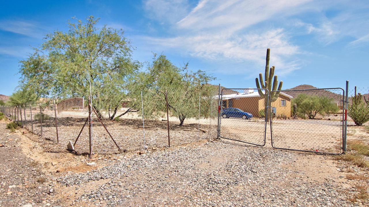 39805 N New River Rd., Phoenix, AZ 85086