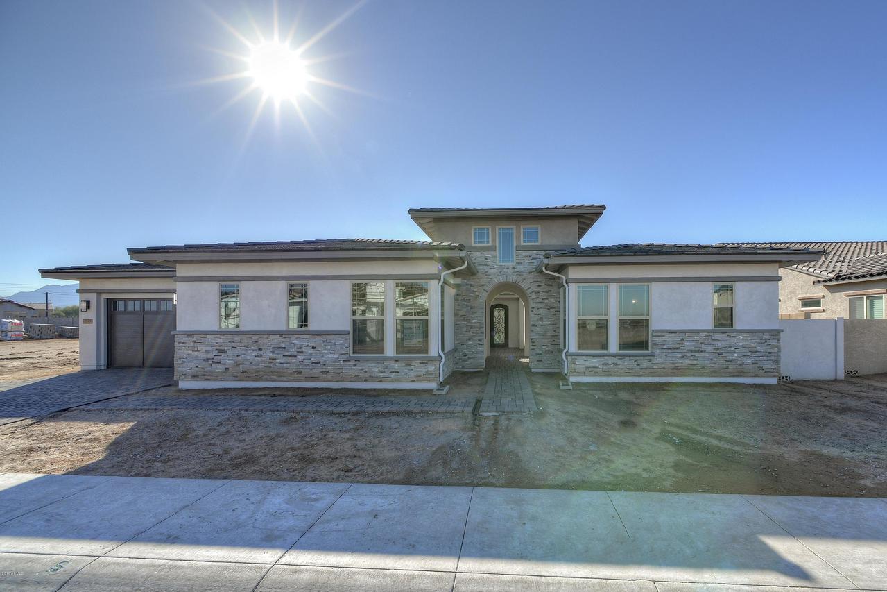 1975 E Indian Wells Dr., Gilbert, AZ 85298