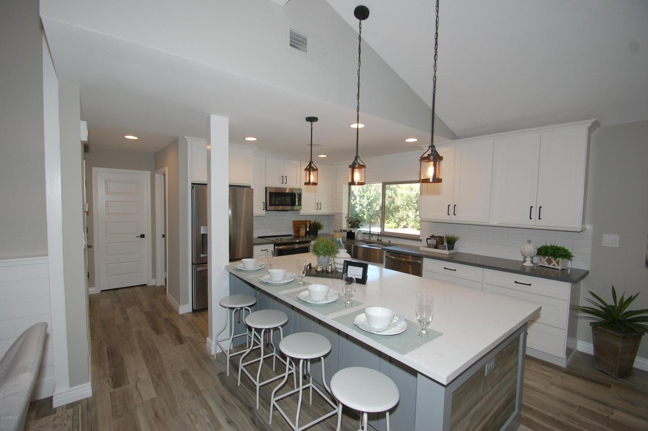 8684 E Via De La Gente Dr., Scottsdale, AZ 85258