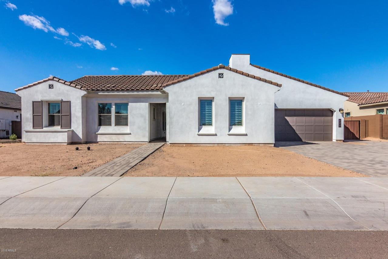 9376 W Villa Lindo Dr., Peoria, AZ 85383