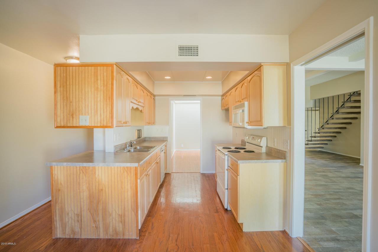 1034 N Sierra Hermosa Dr., Litchfield Park, AZ 85340