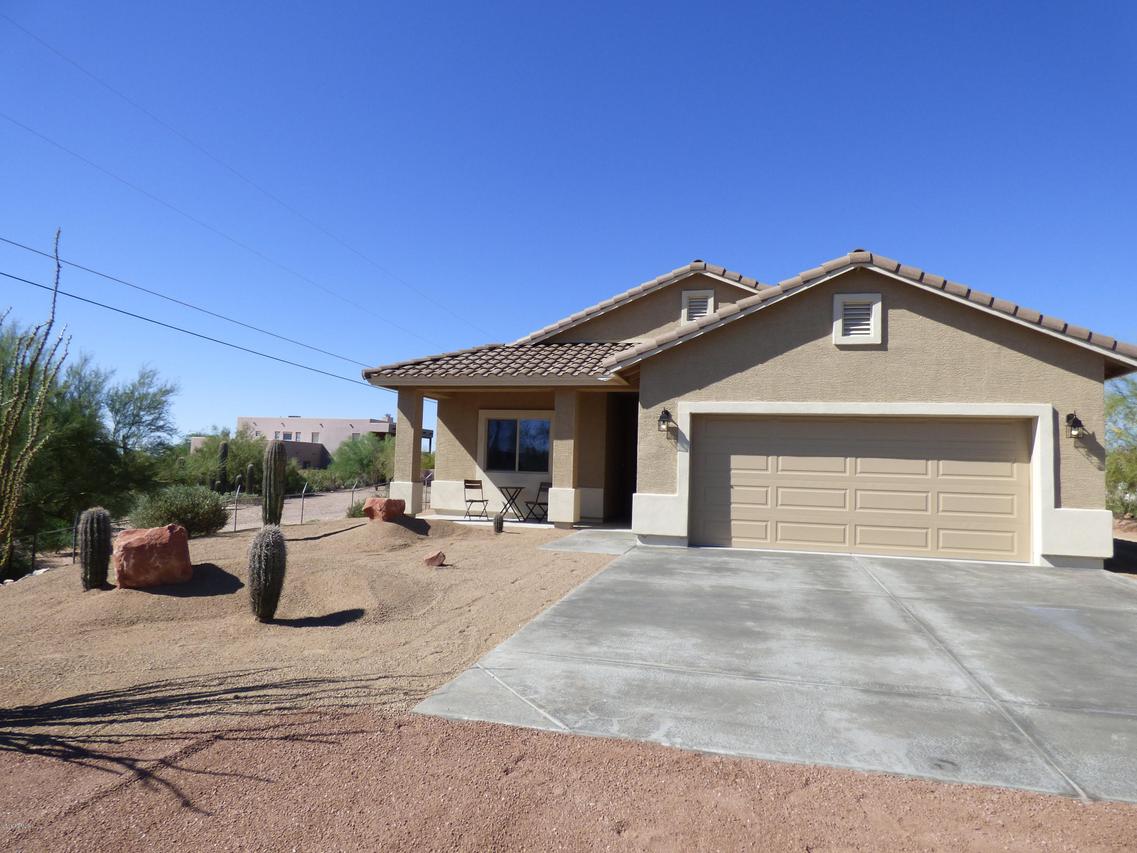 614 N Tomahawk Rd., Apache Junction, AZ 85119
