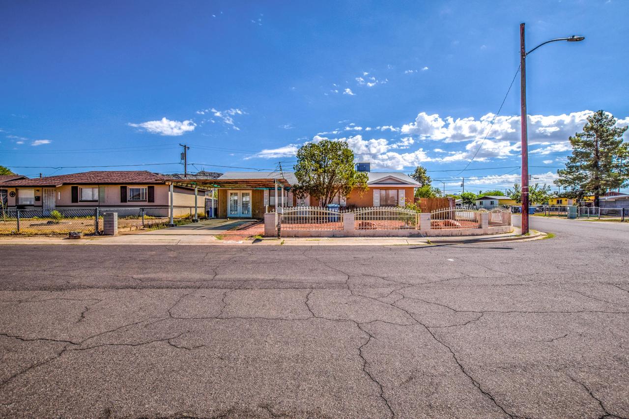 10229 N 15th Dr., Phoenix, AZ 85021