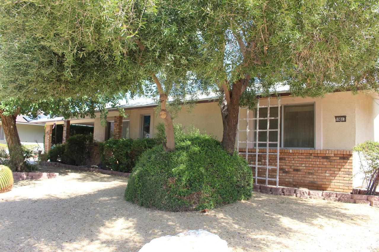 19817 N Palo Verde Dr., Sun City, AZ 85373