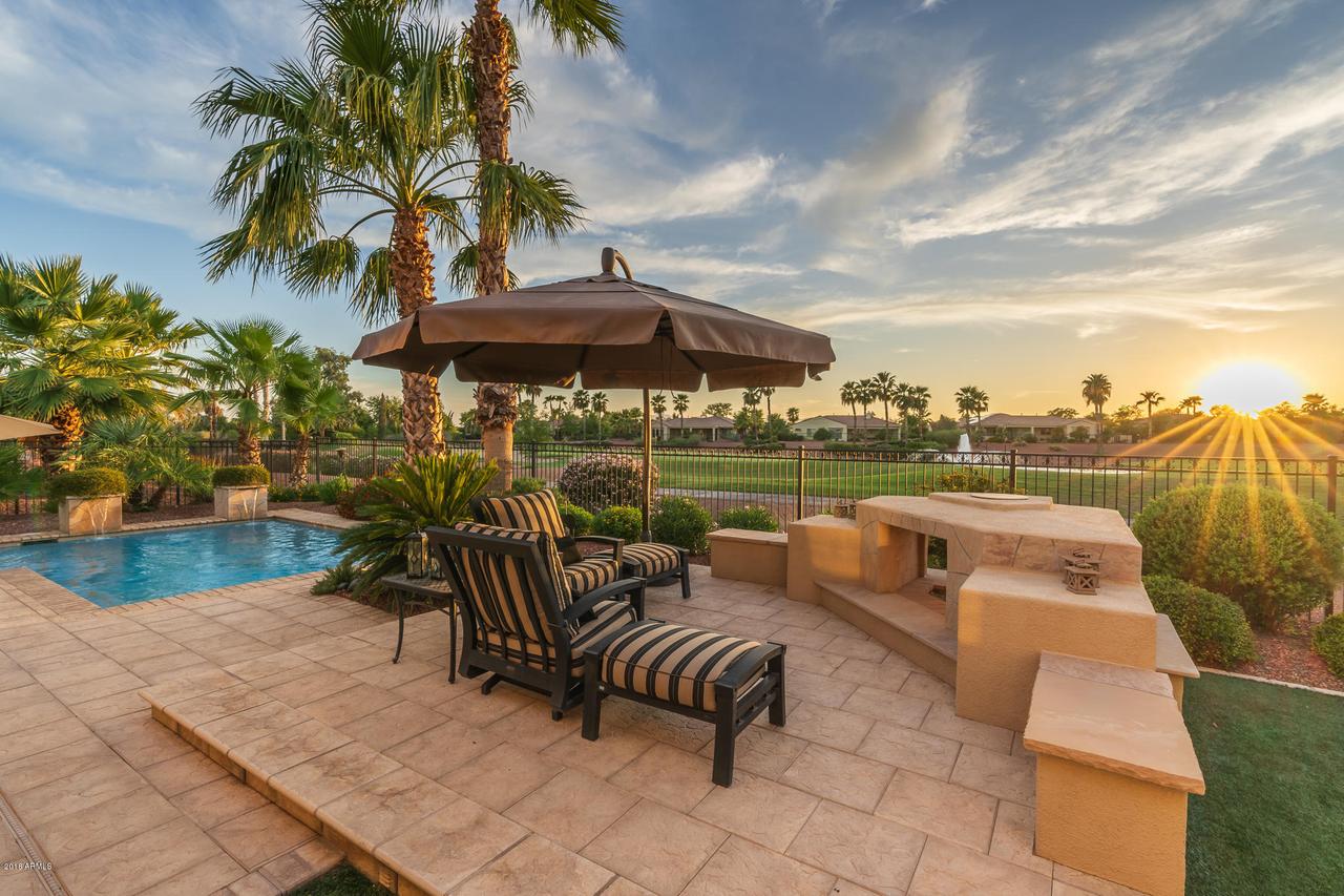 22508 N Del Monte Ct., Sun City West, AZ 85375