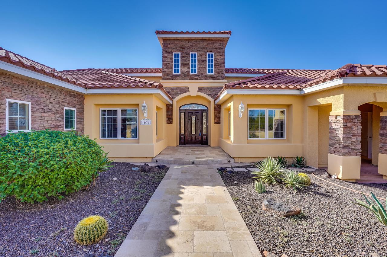 1031 E Desert Hills Dr., Phoenix, AZ 85086