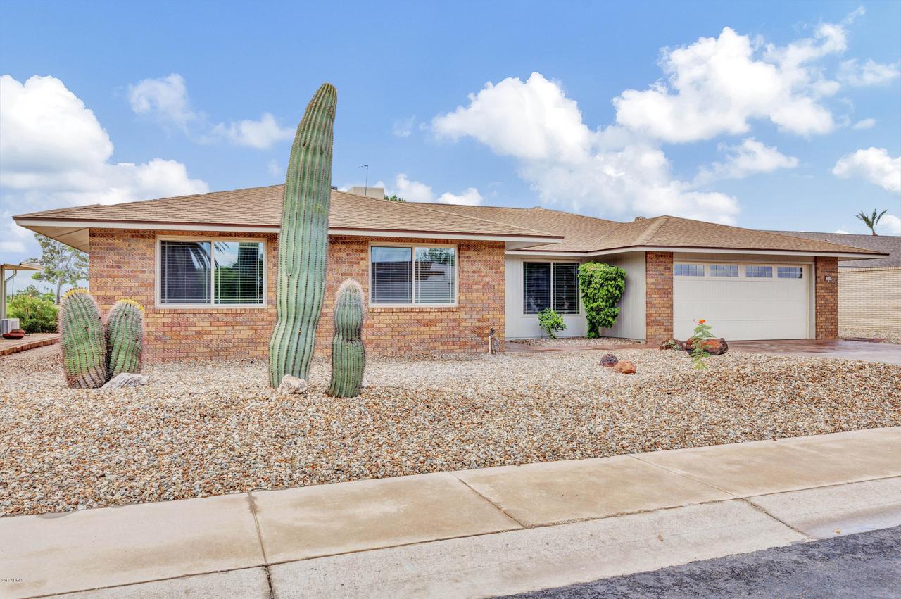 10609 W Willowbrook Dr., Sun City, AZ 85373