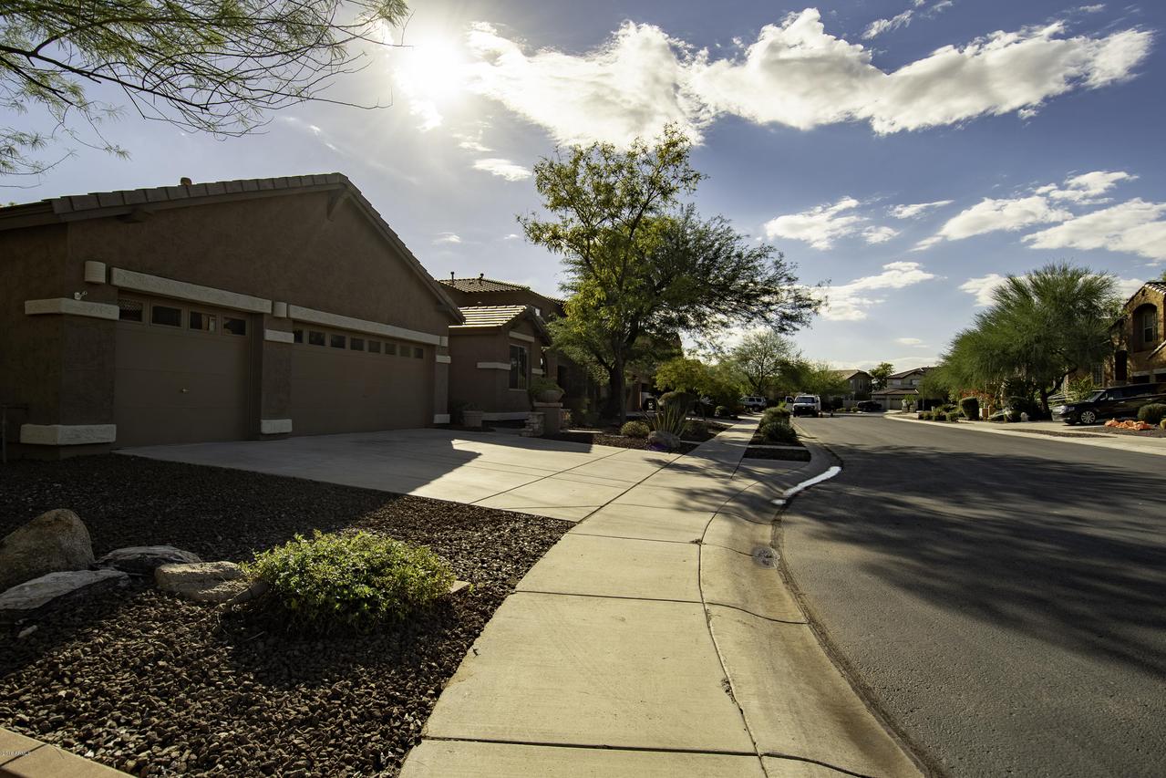 2207 W Crimson Ter., Phoenix, AZ 85085