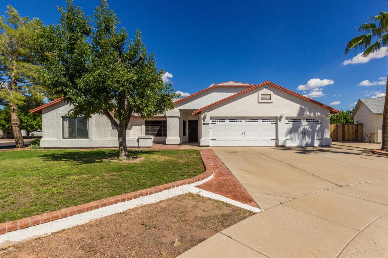 6263 N 88th Ln., Glendale, AZ 85305