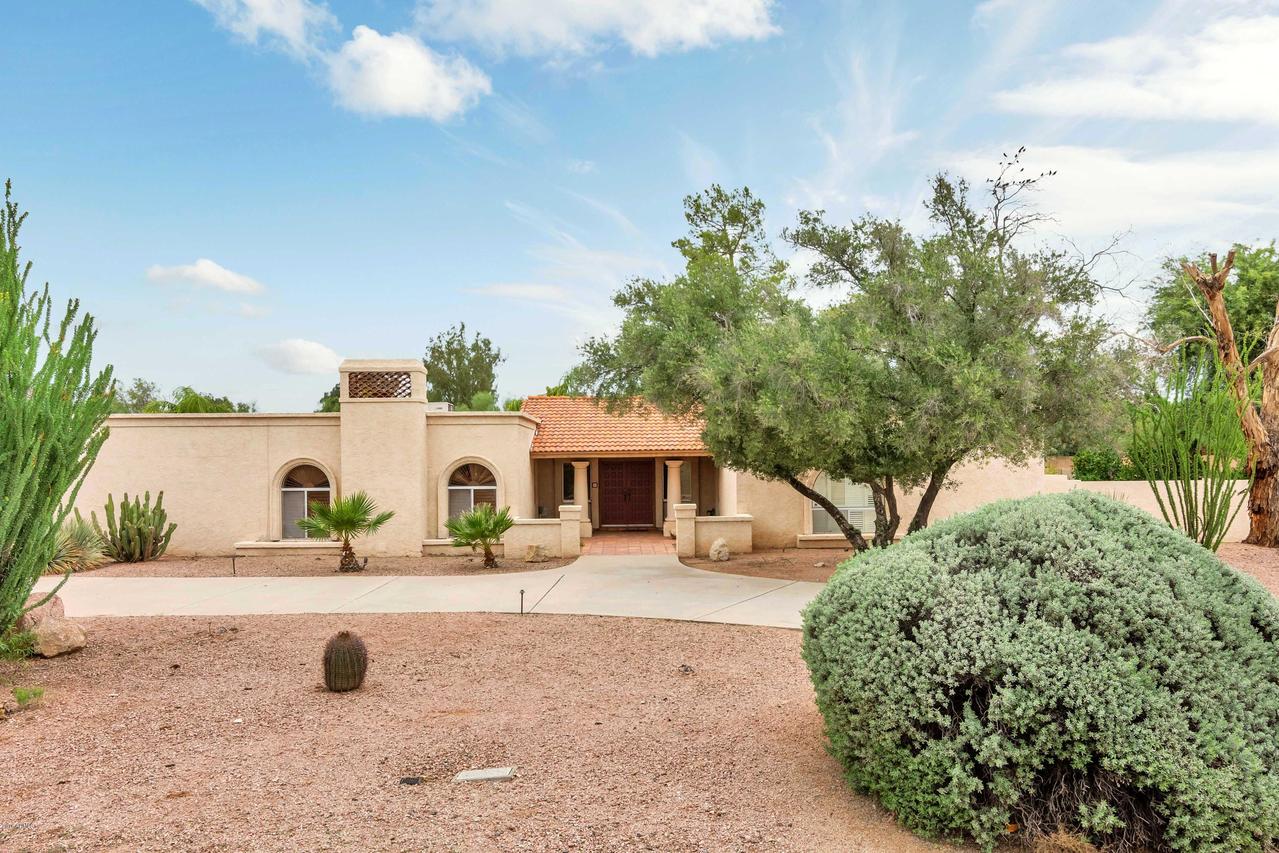 8220 E Sharon Dr., Scottsdale, AZ 85260