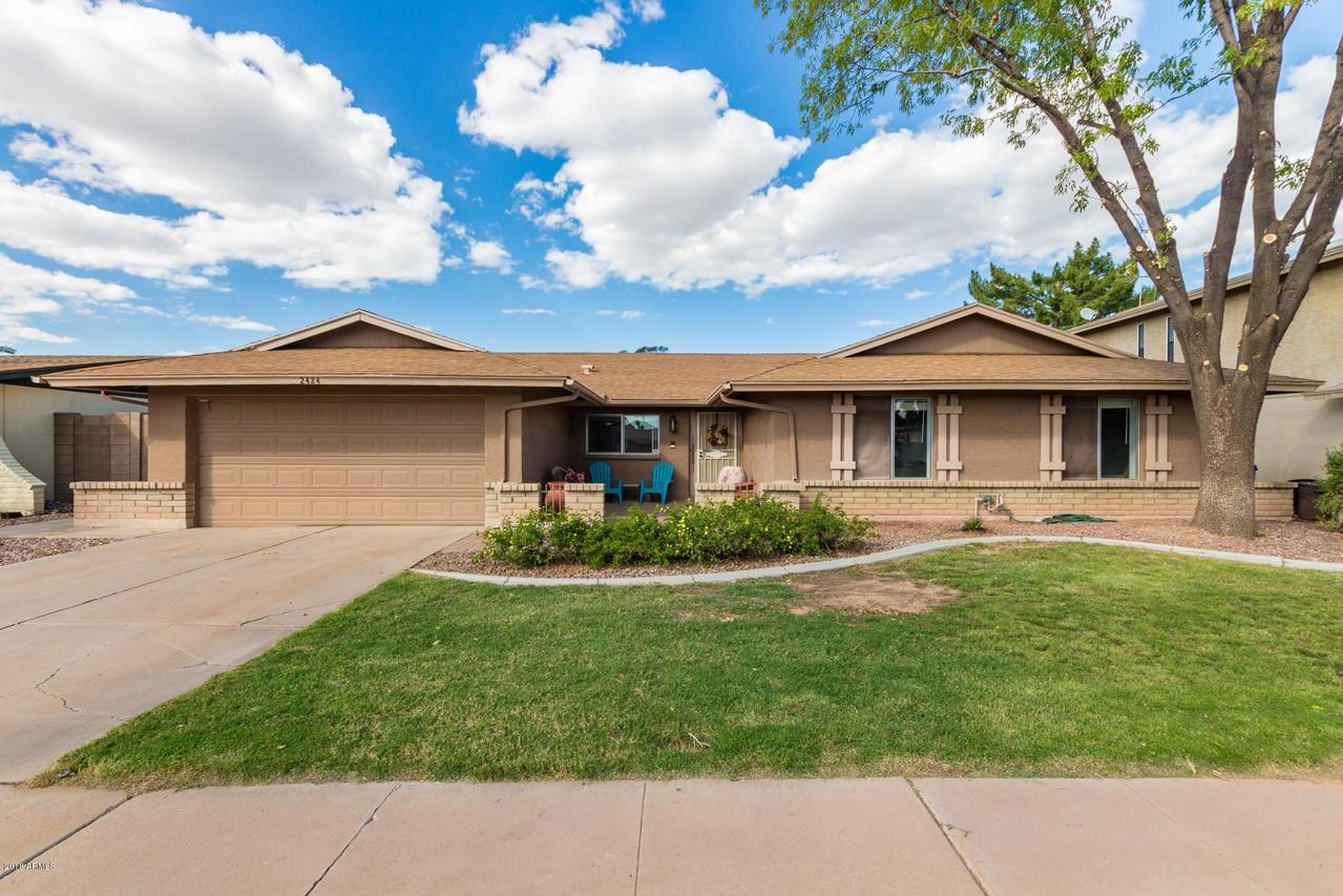 2424 W Peralta Cir., Mesa, AZ 85202