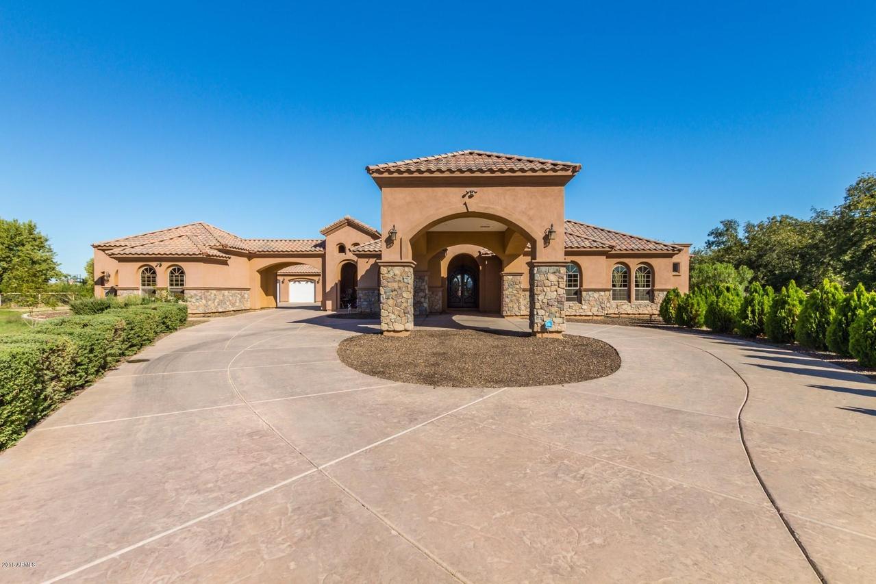 18724 E Chandler Heights Rd., Queen Creek, AZ 85142