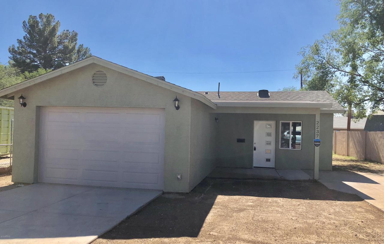 2237 W Highland Ave., Phoenix, AZ 85015