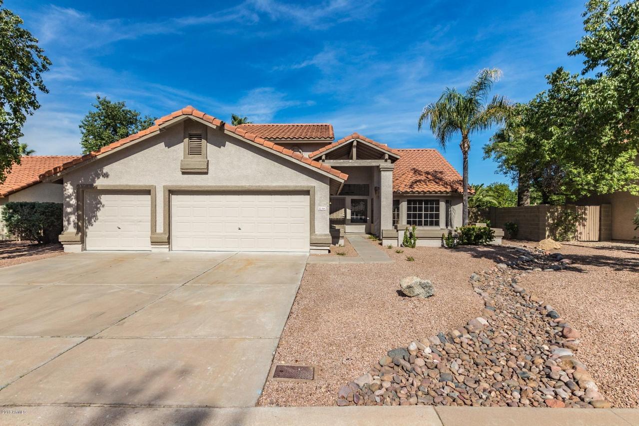 5826 E Fairfield St., Mesa, AZ 85205