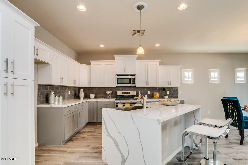 2218 W Oyer Ln., Phoenix, AZ 85085