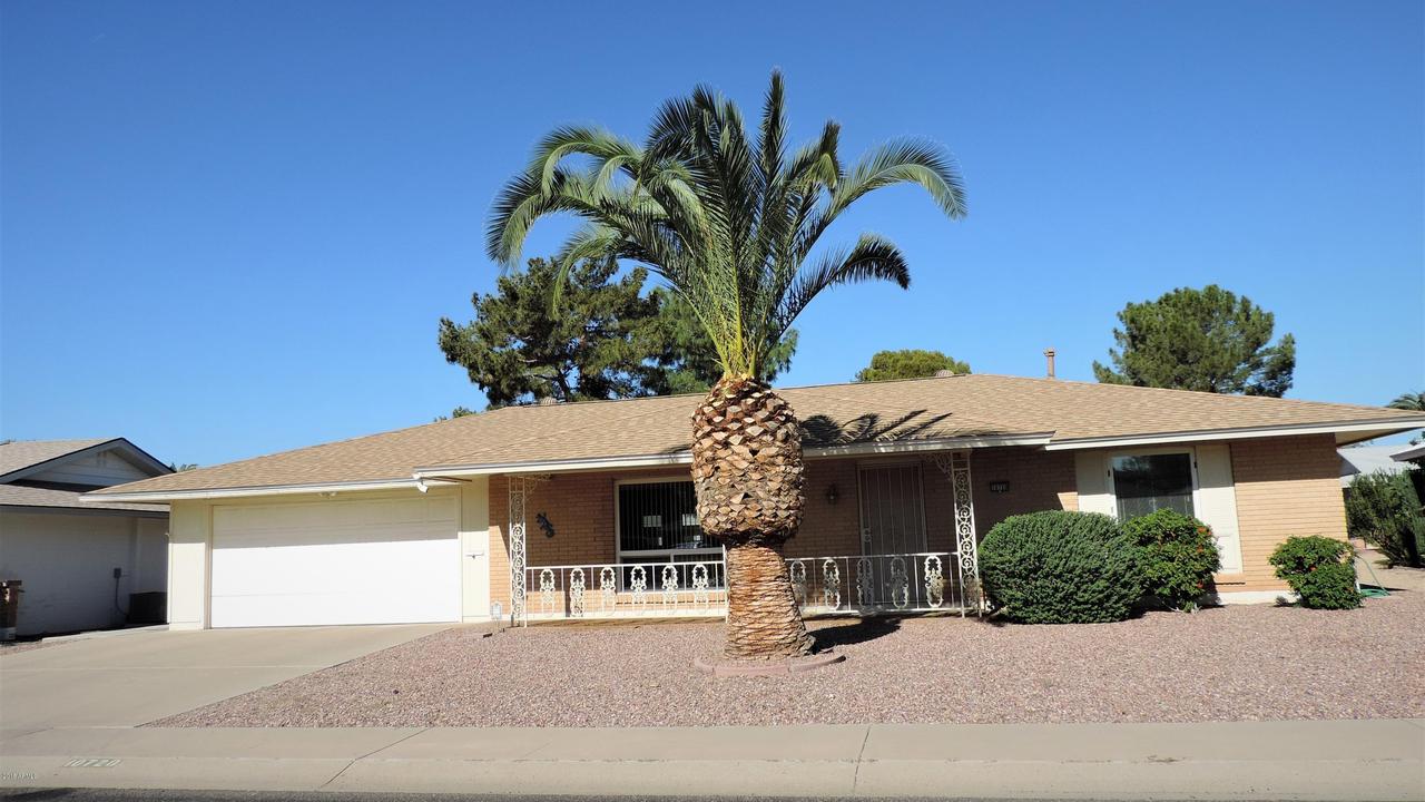 10720 W Camelot Cir., Sun City, AZ 85351