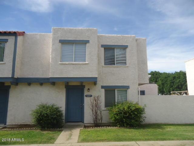 5227 N 42nd Pkwy., Phoenix, AZ 85019