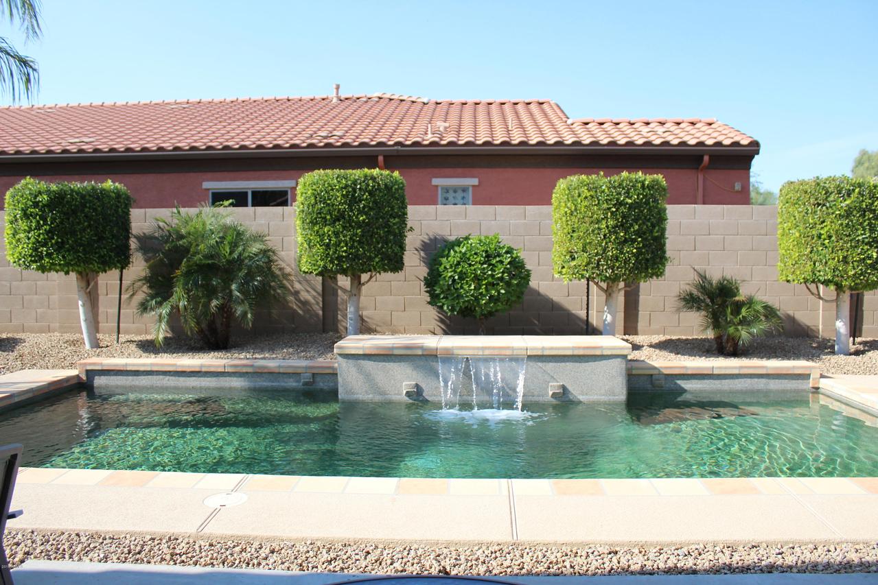 11012 N 161st Dr., Surprise, AZ 85379