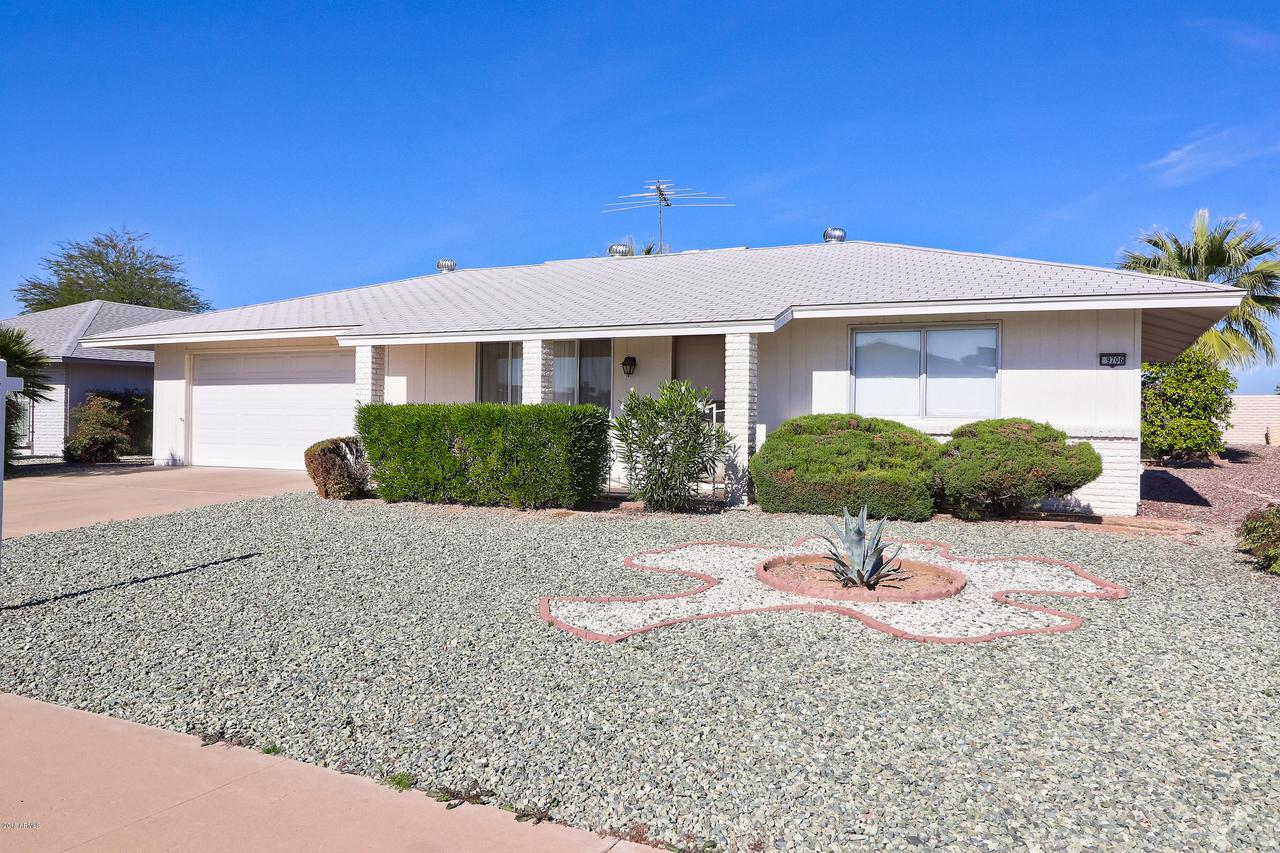 9706 W Mockingbird Dr., Sun City, AZ 85373