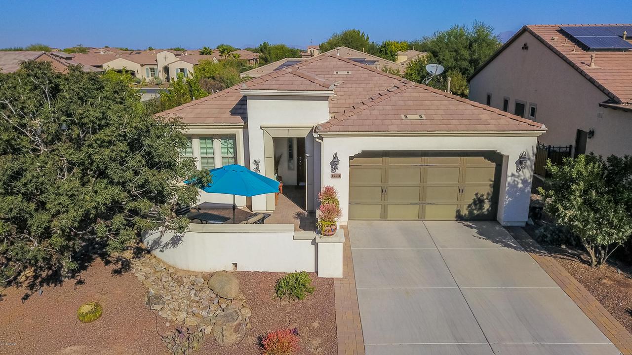 1724 E Sattoo Way, San Tan Valley, AZ 85140