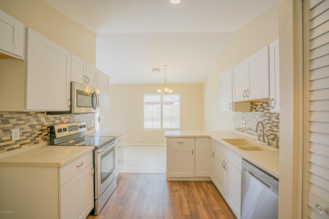 10011 N 66th Dr., Glendale, AZ 85302