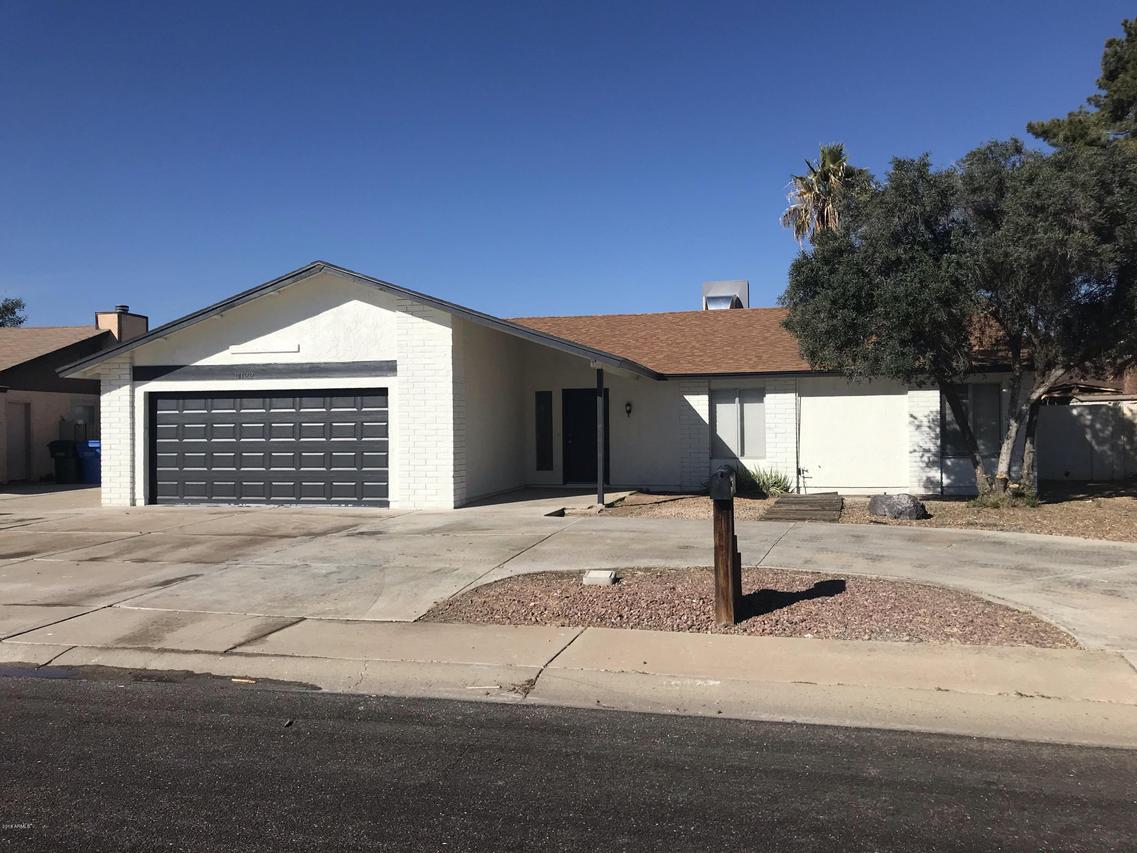 10122 W Meadowbrook Ave., Phoenix, AZ 85037