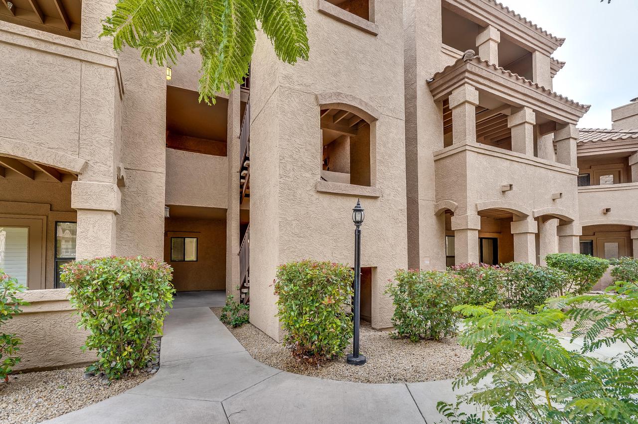 15095 N Thompson Peak Pkwy. #2104, Scottsdale, AZ 85260