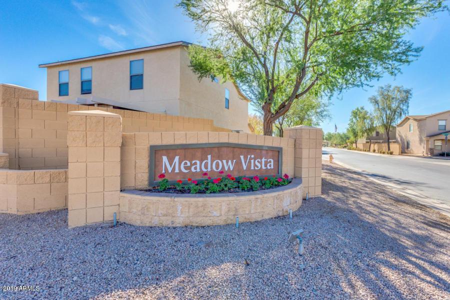 2388 E Meadow Creek Way, San Tan Valley, AZ 85140