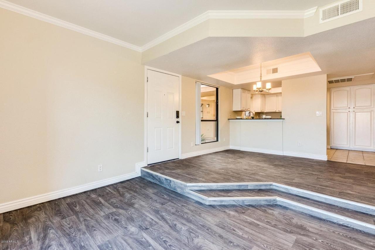 3329 W Danbury Dr. #F104, Phoenix, AZ 85053