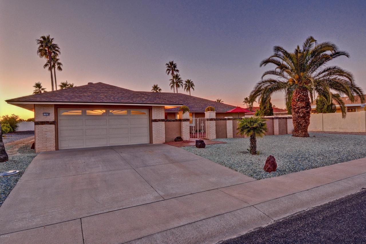 17618 N Conestoga Dr., Sun City, AZ 85373