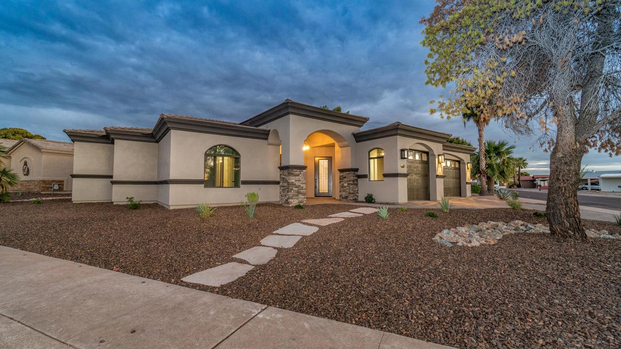 2433 N Ashton Pl., Mesa, AZ 85215