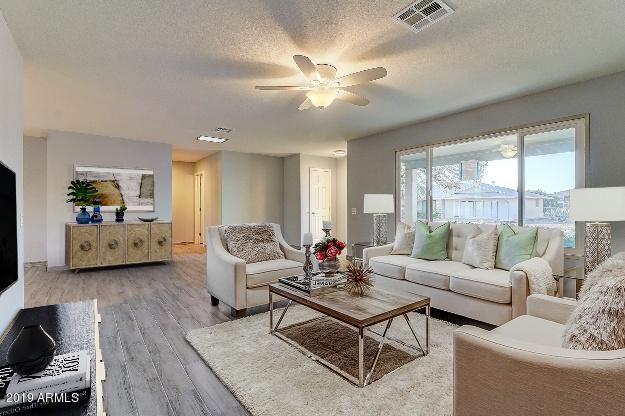 9742 W Desert Hills Dr., Sun City, AZ 85351