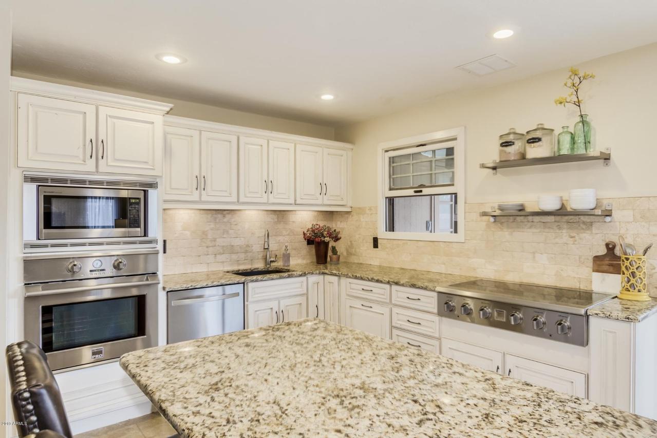 3021 E Dahlia Dr., Phoenix, AZ 85032