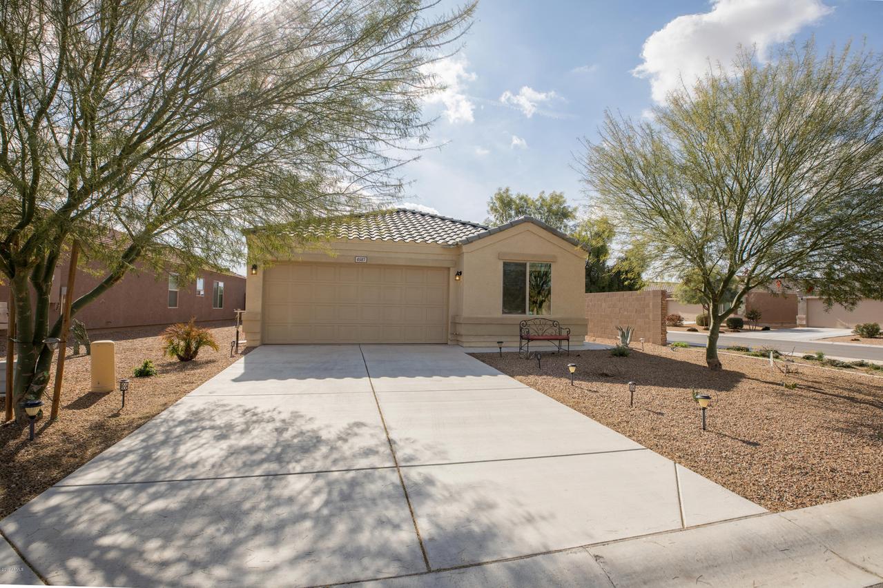 4587 E Tiger Eye Rd., San Tan Valley, AZ 85143