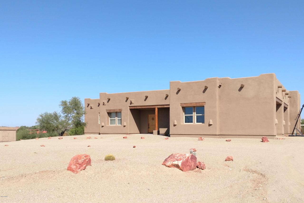 42704 N Castle Hot Springs Rd., Morristown, AZ 85342