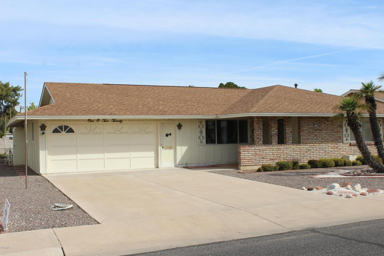 10220 W Cumberland Dr., Sun City, AZ 85351