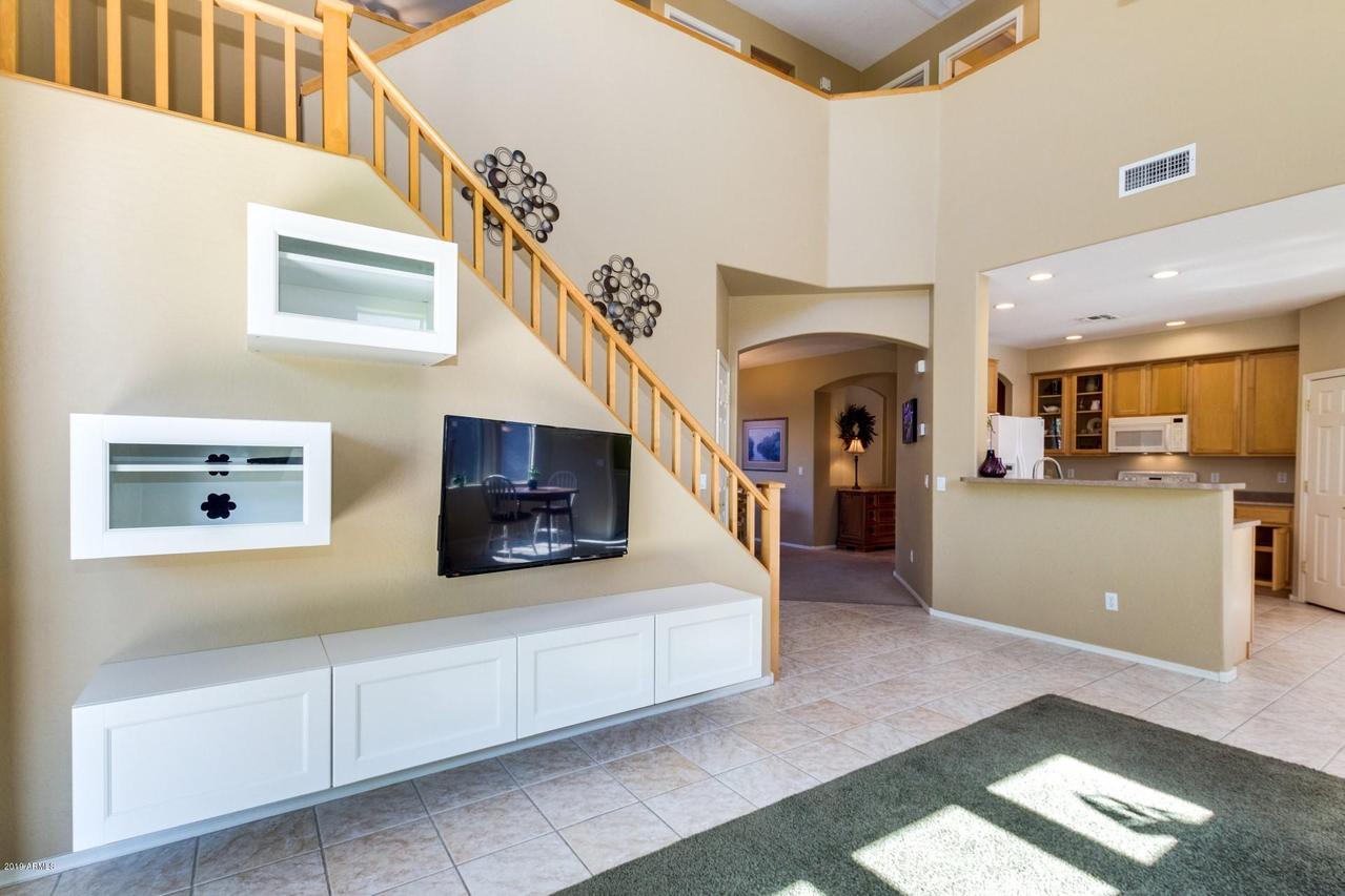 16230 N 72nd Ln., Peoria, AZ 85382