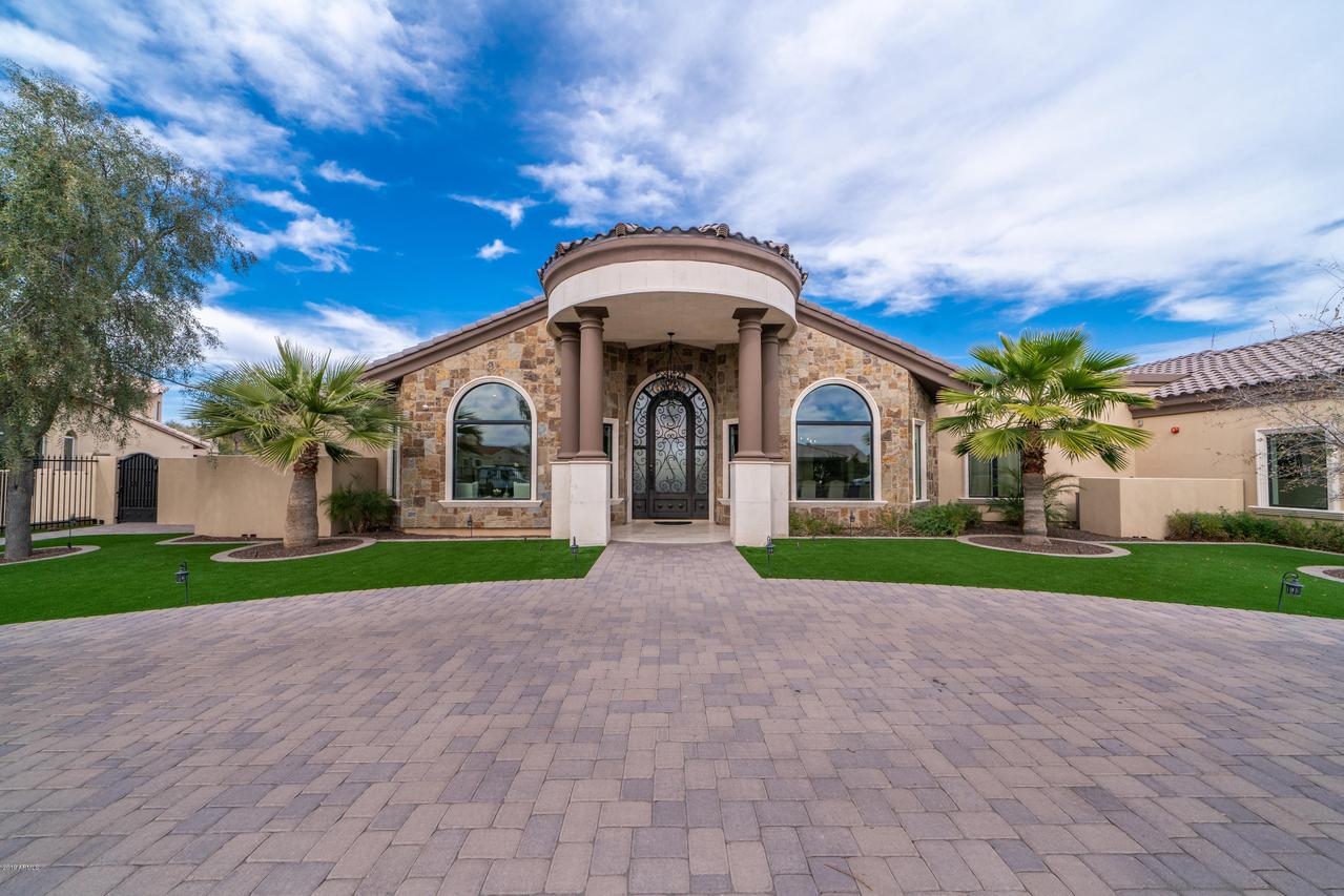 10310 E Shangri La Rd., Scottsdale, AZ 85260