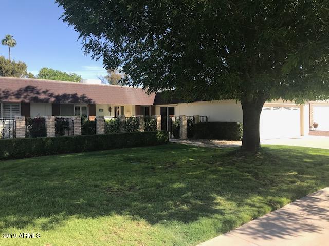 10416 W Prairie Hills Cir., Sun City, AZ 85351