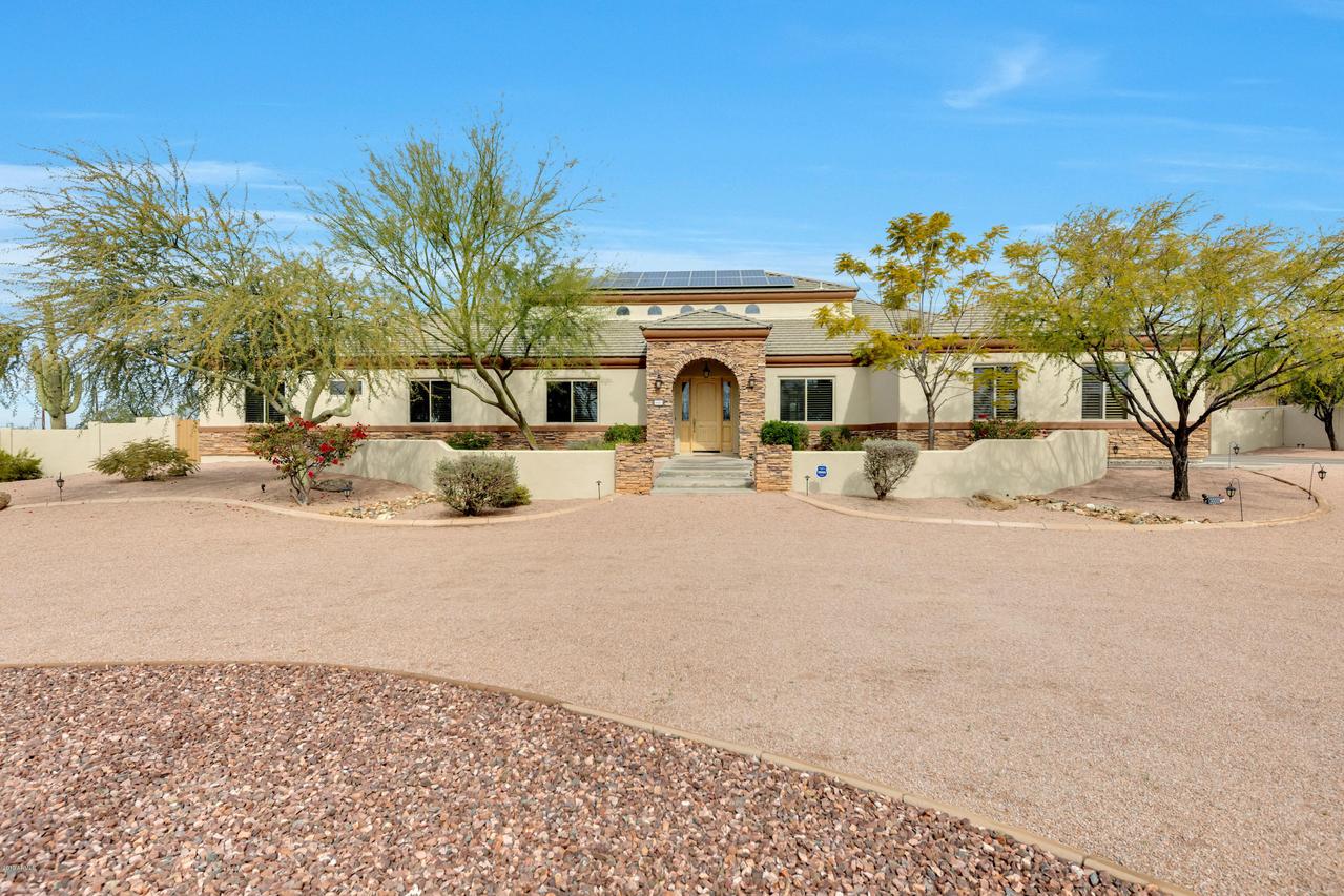 7710 E Willetta St., Mesa, AZ 85207