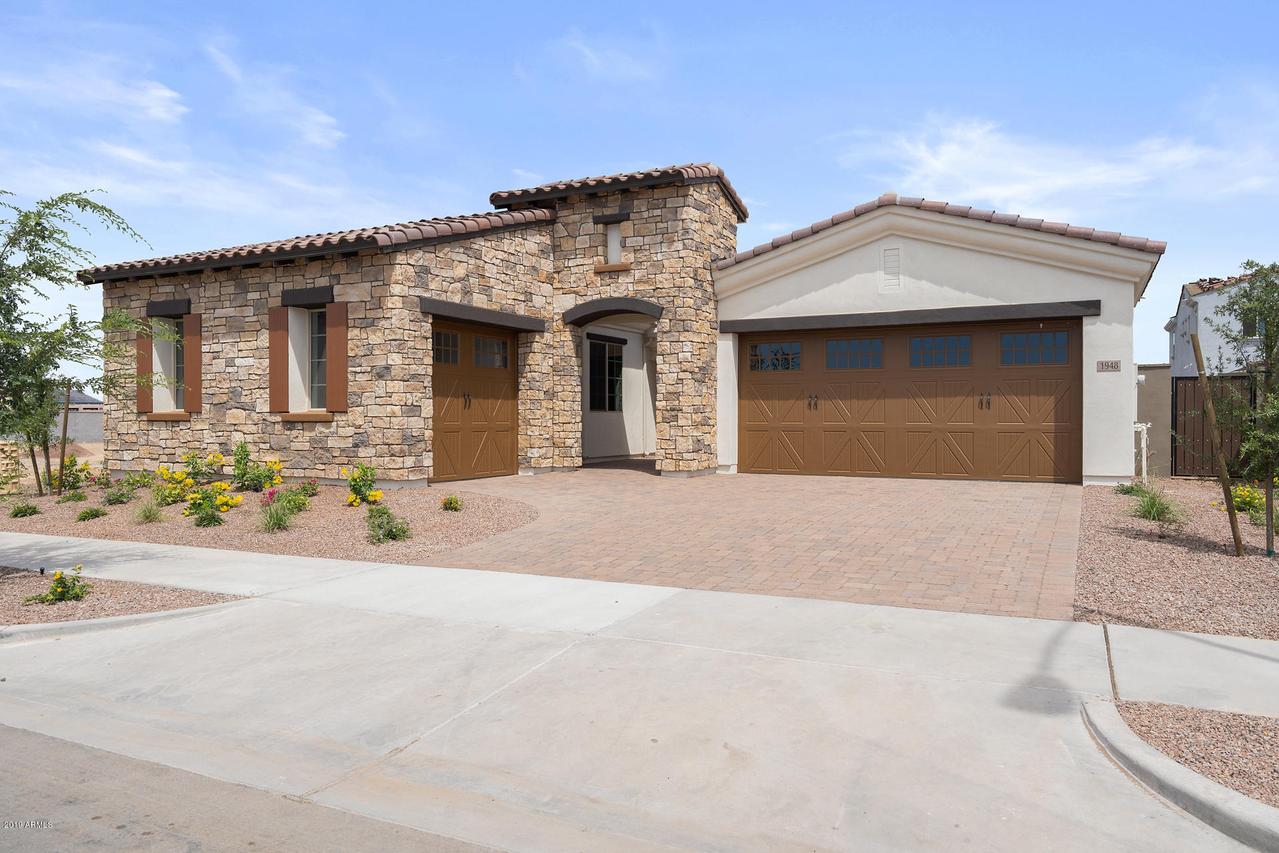1948 W Union Park Dr., Phoenix, AZ 85085