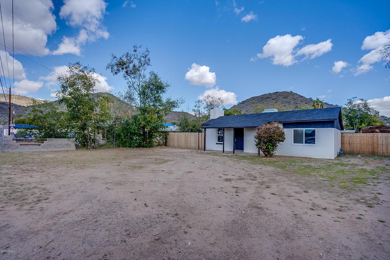 10647 N 15th Ave., Phoenix, AZ 85029