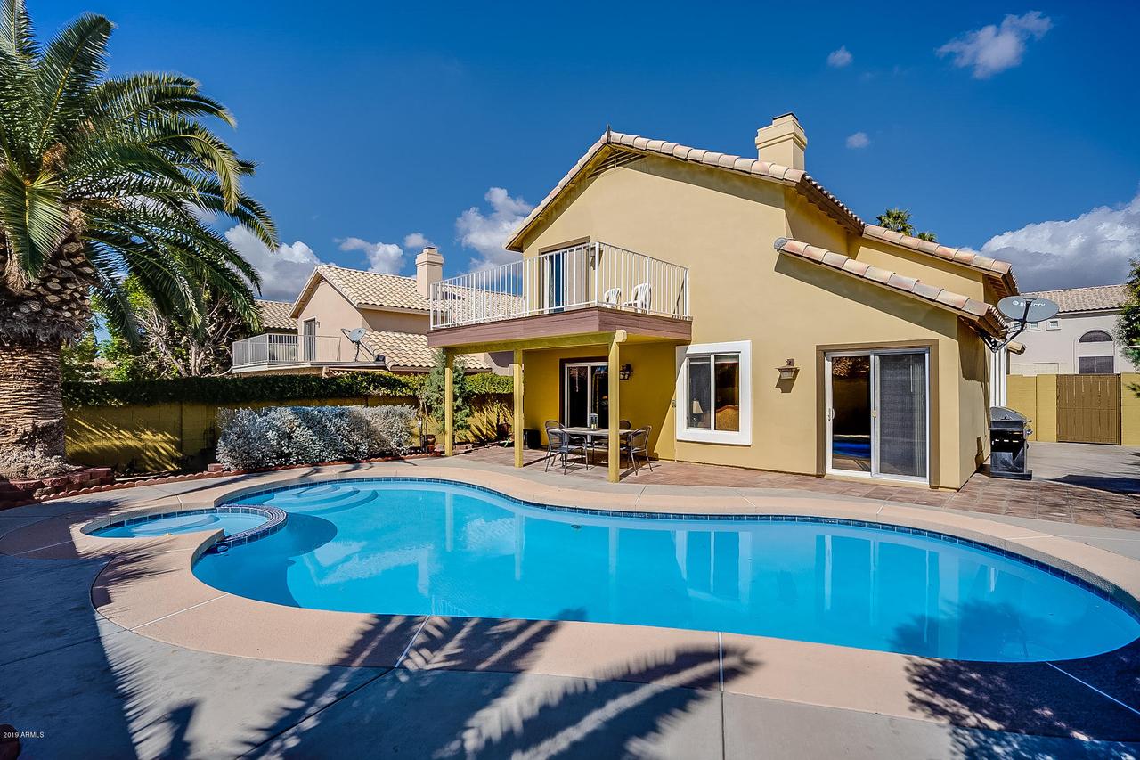 1239 E Michelle Dr., Phoenix, AZ 85022