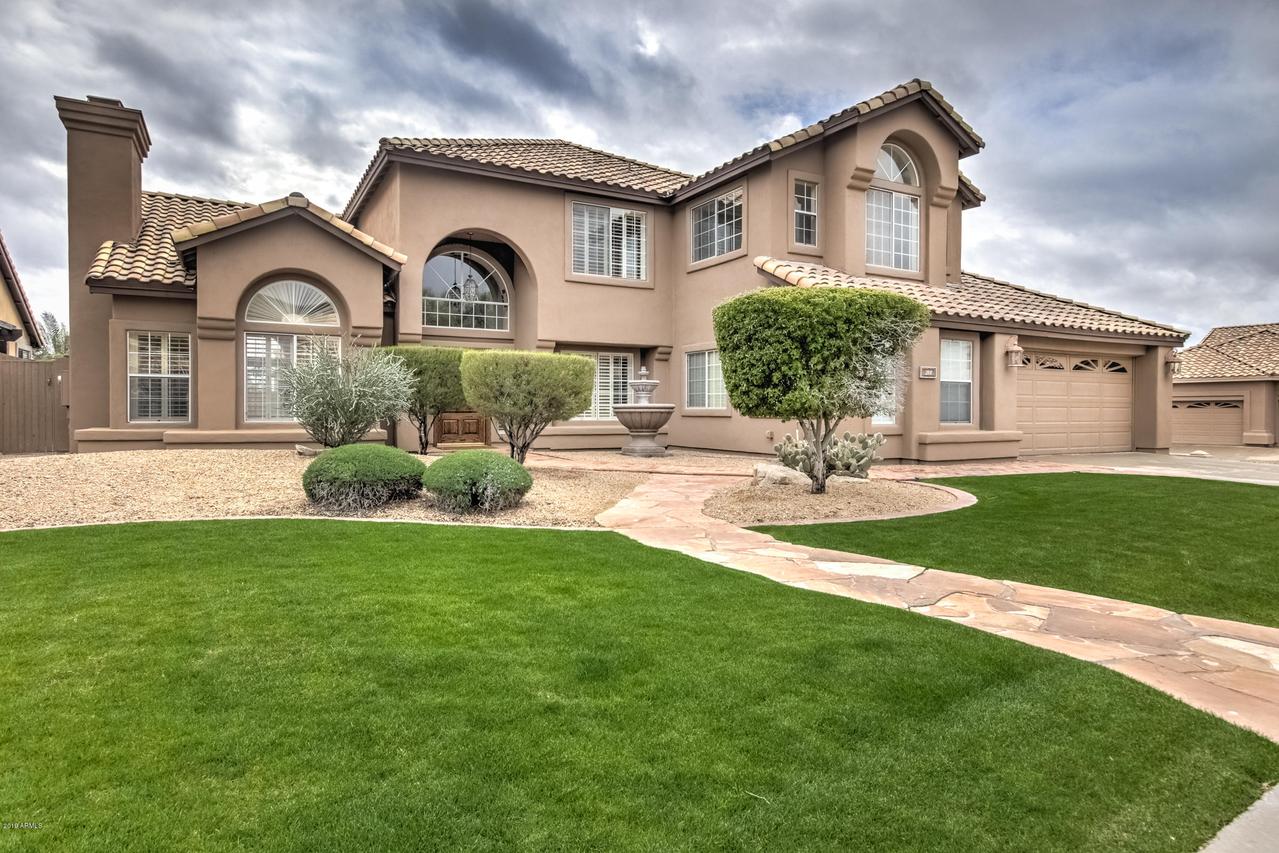 2441 E Lavender Ln., Phoenix, AZ 85048