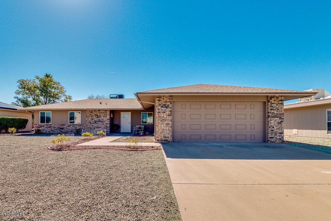 10705 W Garnette Dr., Sun City, AZ 85373