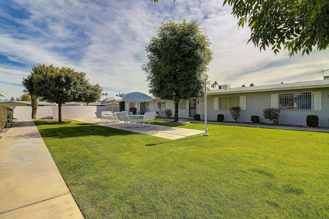 13418 N 108th Dr., Sun City, AZ 85351