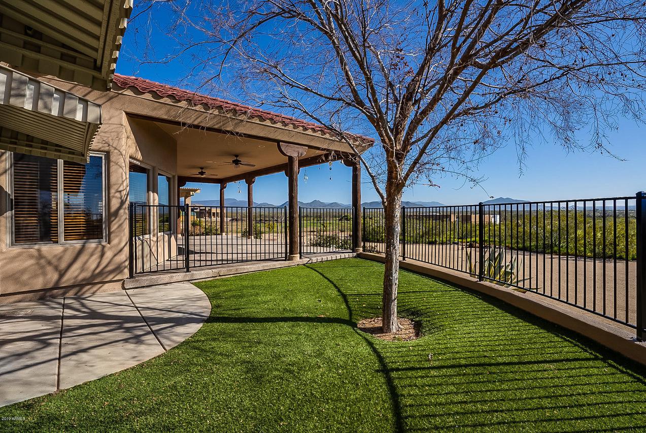 33221 N 15th St., Phoenix, AZ 85085