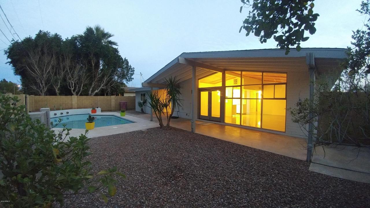 6914 E Earll Dr., Scottsdale, AZ 85251